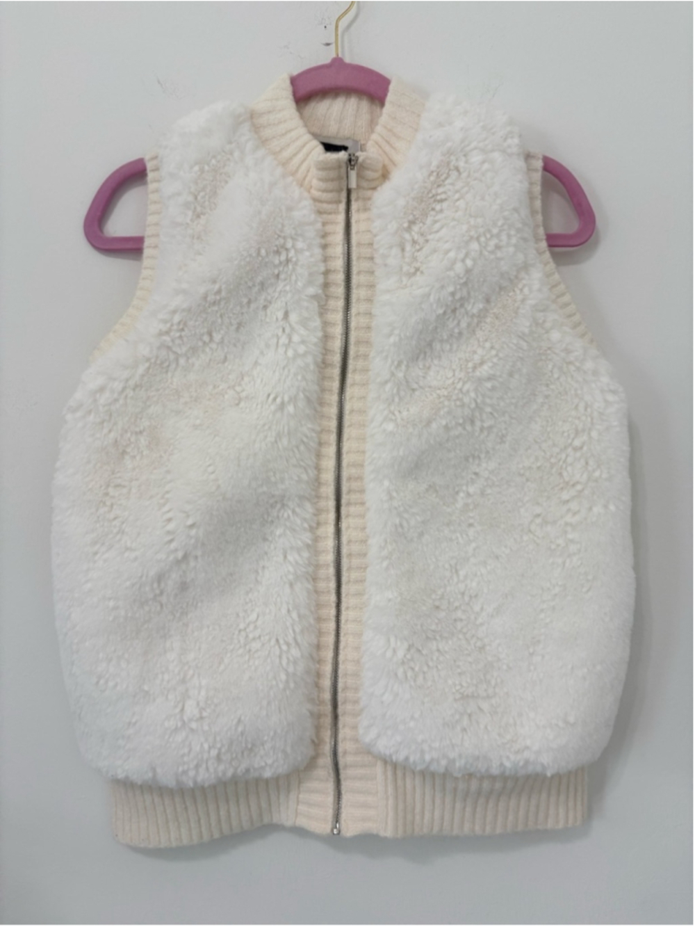 Liz Claiborne Faux Sherpa Knit Sweater Vest Sz M Ivory NWOT - Picture 2 of 11